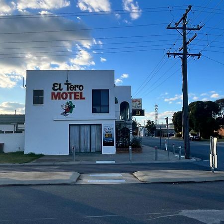 El Toro Motel Numurkah المظهر الخارجي الصورة